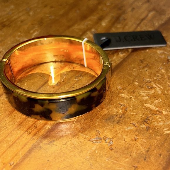 J CREW Gorgeous, gold, spring clasp, tortoise cuff, new with tags - Picture 2 of 5